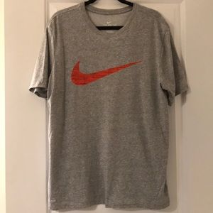 NIKE Dry Fit T-shirt